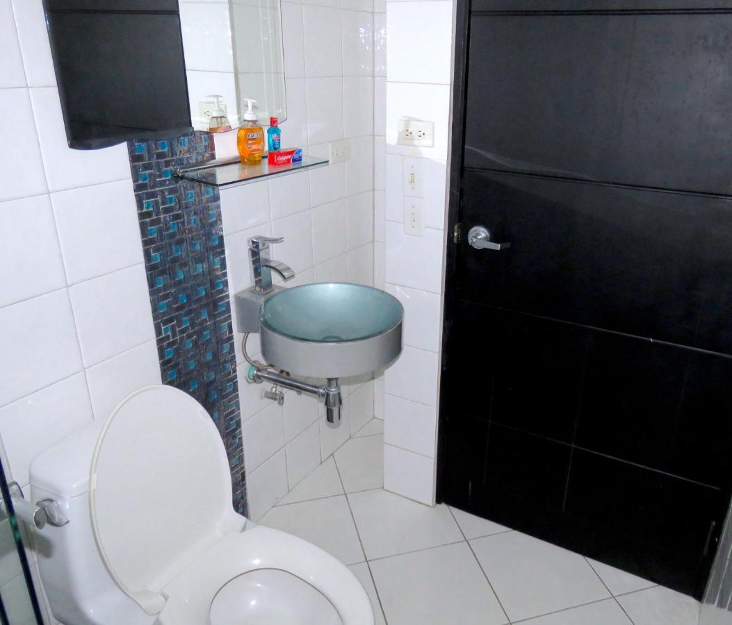 Serenade Lodging Rooms Panamaváros Kültér fotó