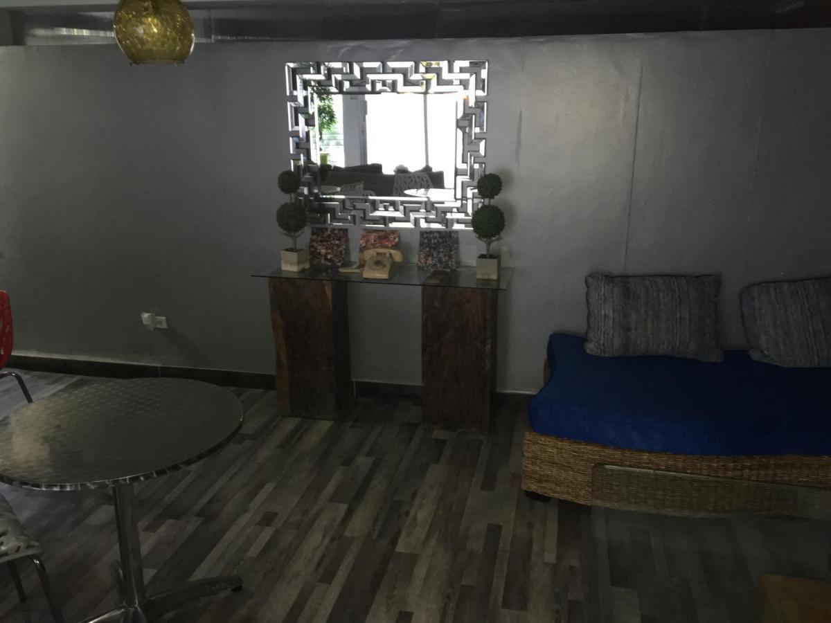 Serenade Lodging Rooms Panamaváros Kültér fotó